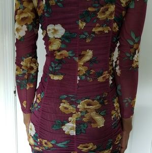 Women's Longsleeved Printed Floral Mesh Ruched Fro